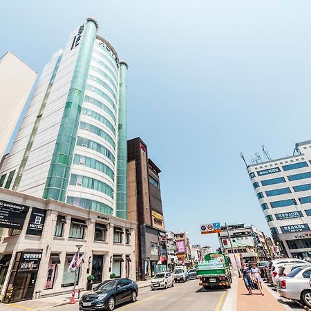 Gangneung Tourist Hotel Exterior foto